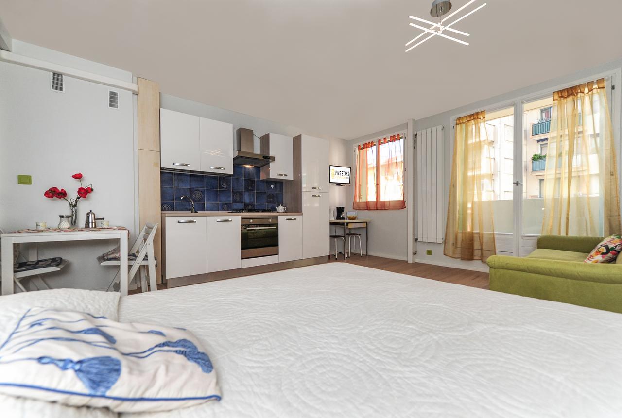 Blue Lagon Five Stars Holiday House Nice Dış mekan fotoğraf
